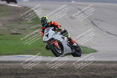 media/Nov-29-2025-TrackDaz (Sat) [[10ae2d9bce]]/B Group/Session 3 (Outside Grapevine)/